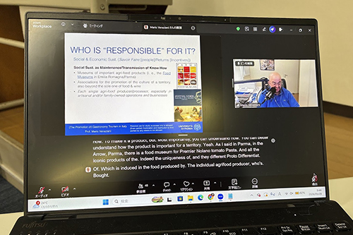 Professor Mario delivering an online lecture